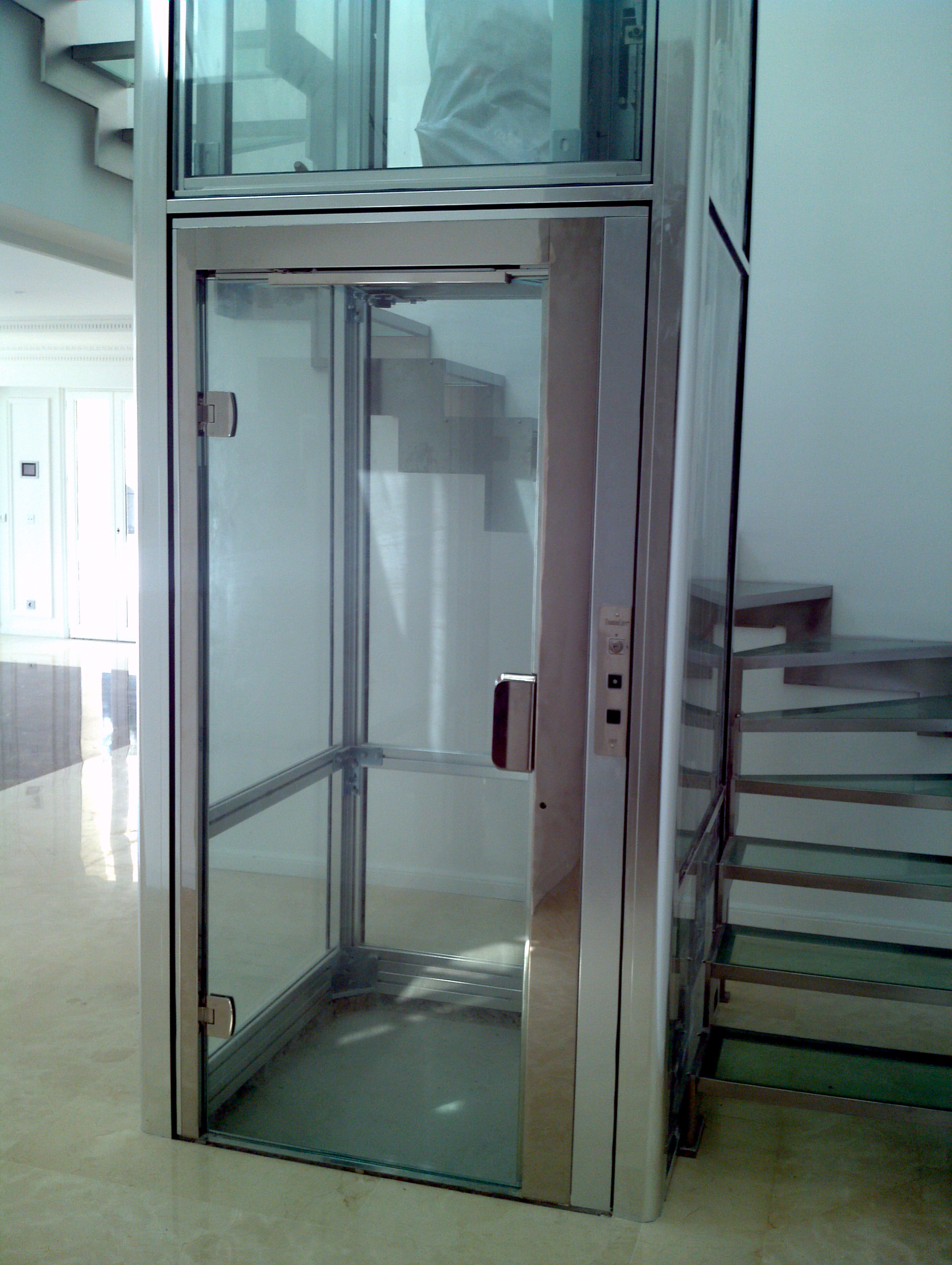 ascenseur prive occasion