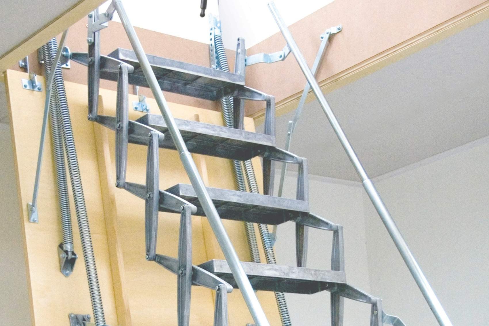 escalier pliable electrique