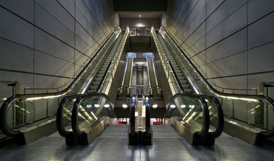 escalier roulant en arabe