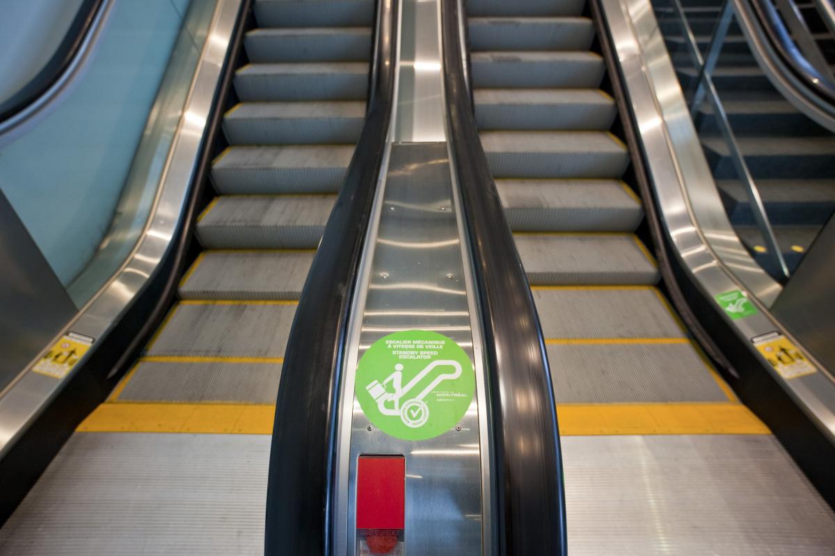 escalier roulant trudeau