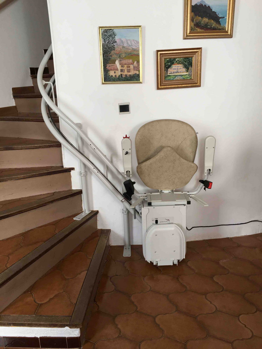 monte escalier 13