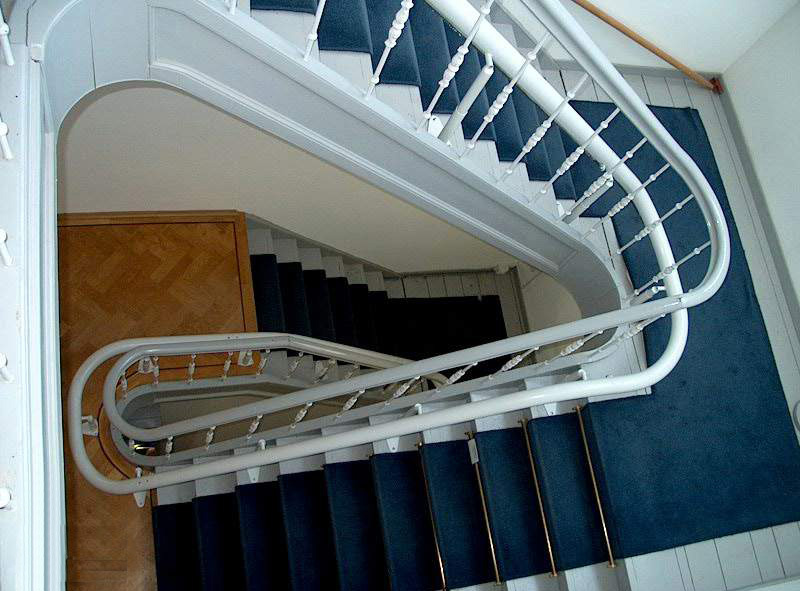 monte escalier 71