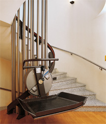 monte escalier a plateforme