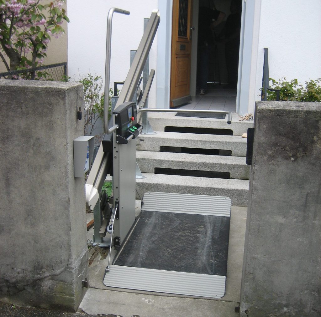 monte escalier brest