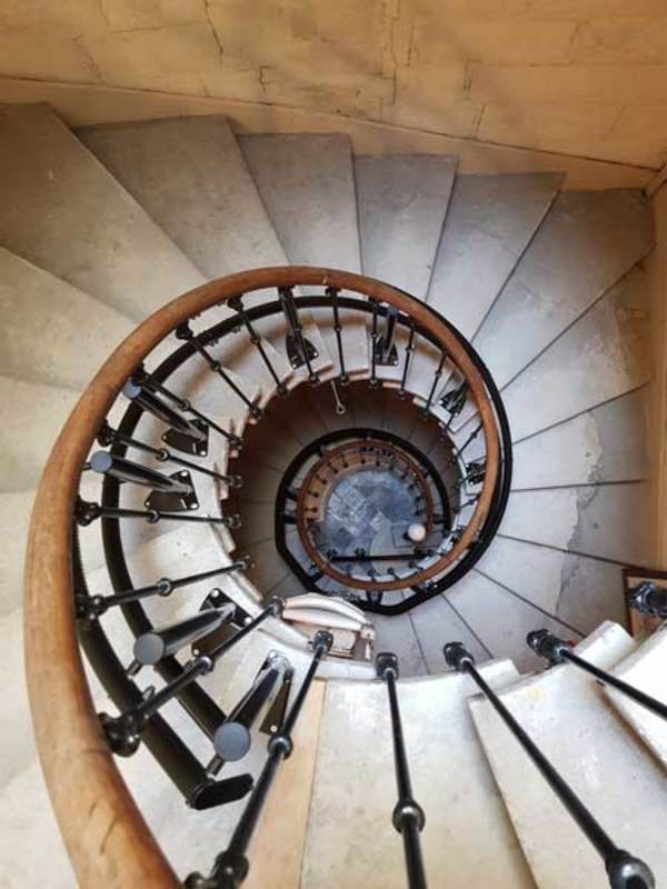 monte escalier electrique gard