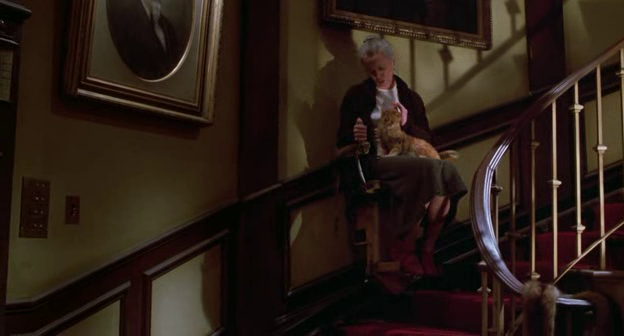 monte escalier gremlins