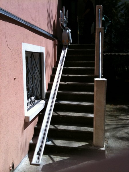 monte escalier handicape occasion