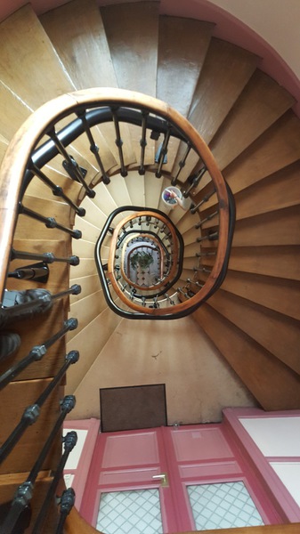 monte escalier metz