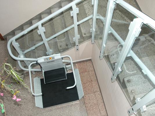 monte escalier omega