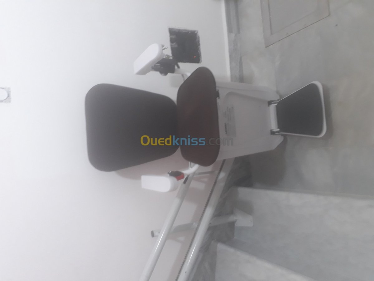 monte escalier ouedkniss
