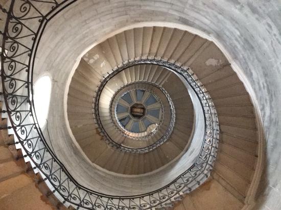 monte escalier region lyonnaise